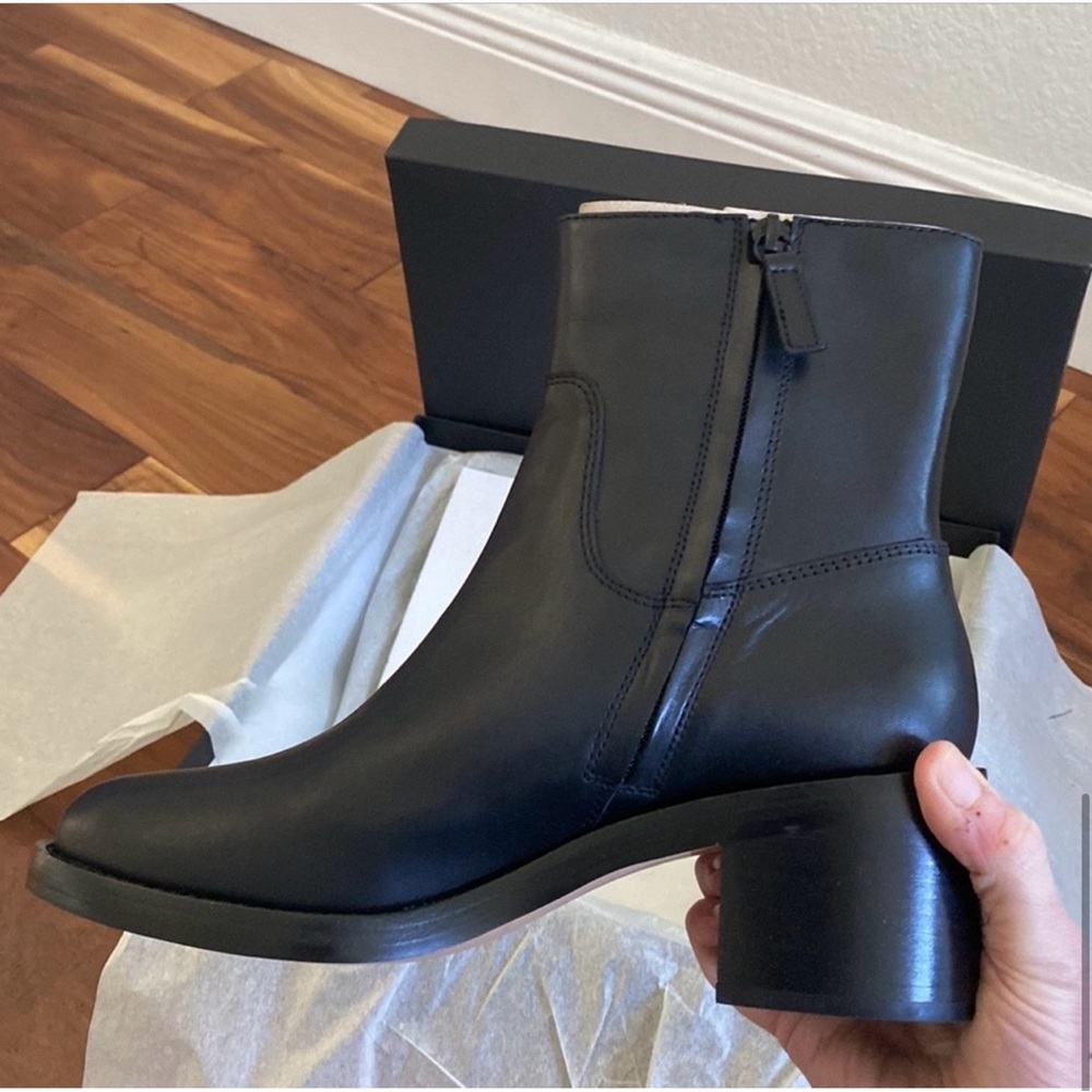 NEW! J. Crew Stacked-heel ankle boots in black leather BJ869 Size 11